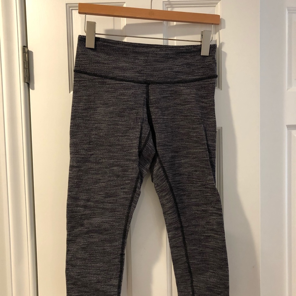 Lululemon Wunder Under Crop